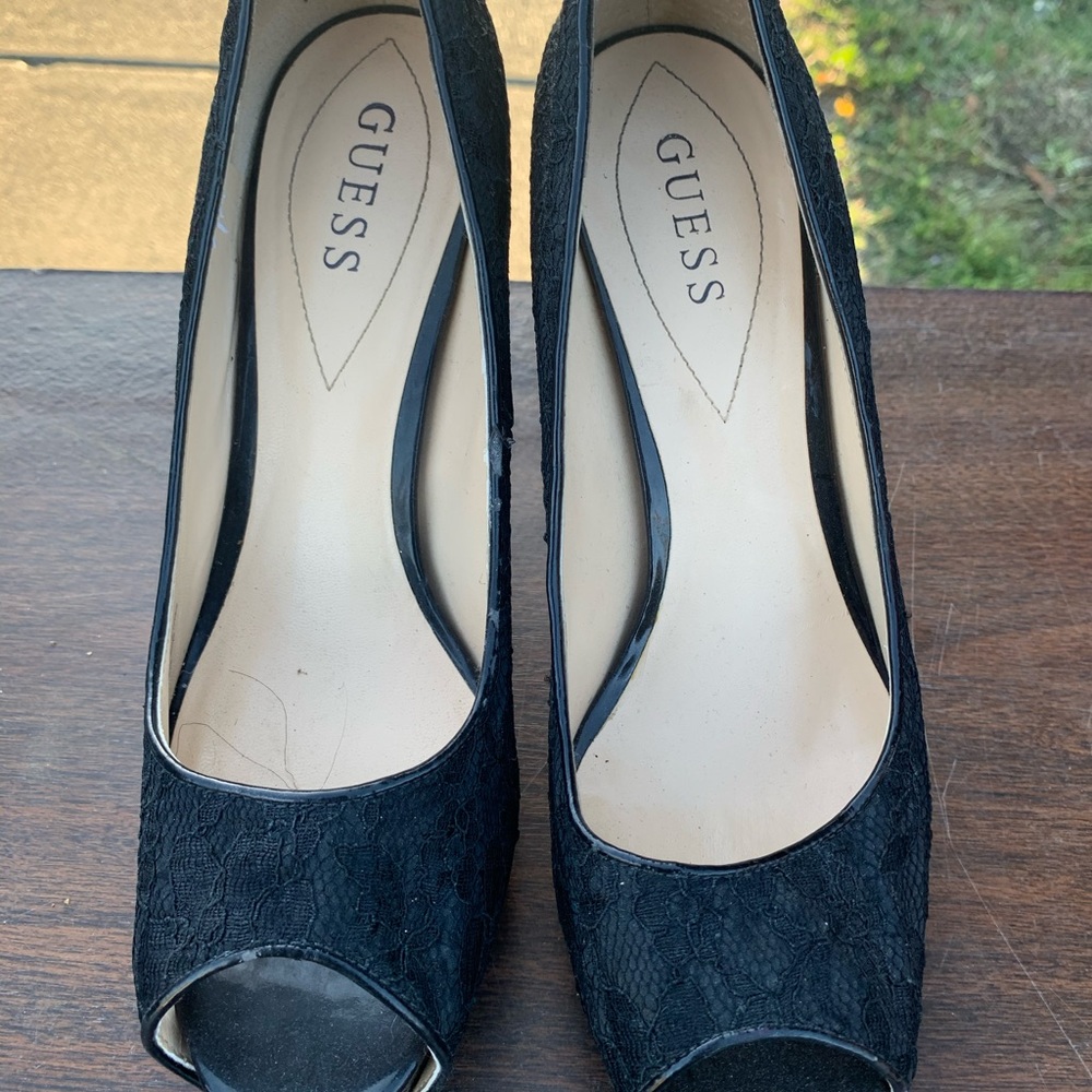 Can’t wear heels anymore and to large for me